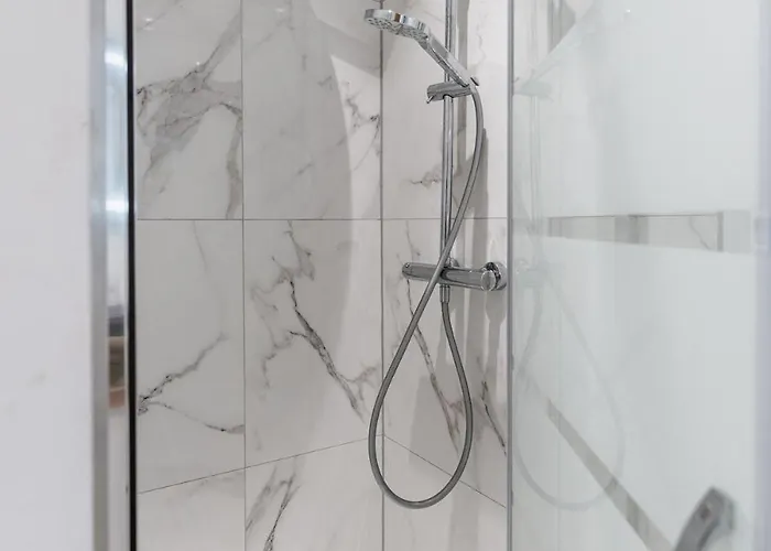 Moderne Et Lumineux Daire